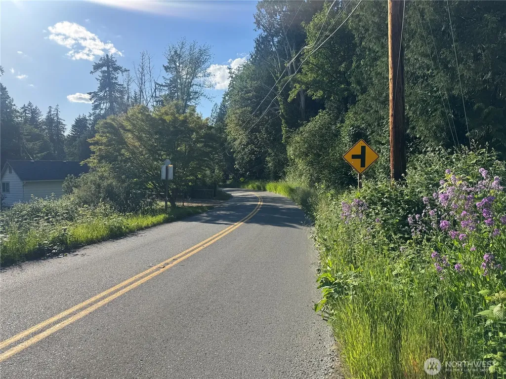 22728 Upper Dorre Don Way SE Maple Valley WA 98038