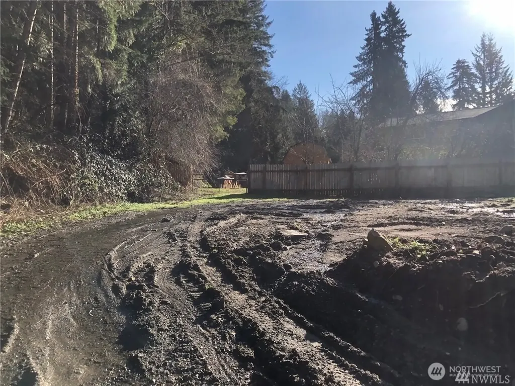 22728 Upper Dorre Don Way SE Maple Valley WA 98038