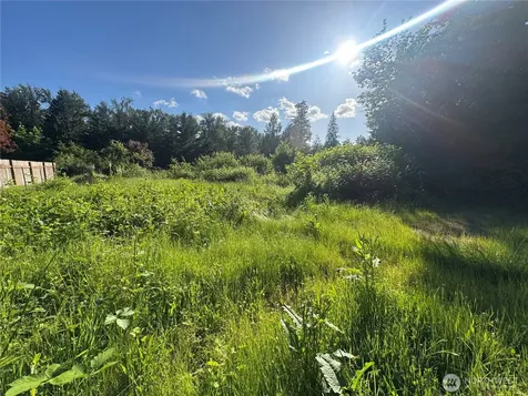 22728 Upper Dorre Don Way SE Maple Valley WA 98038