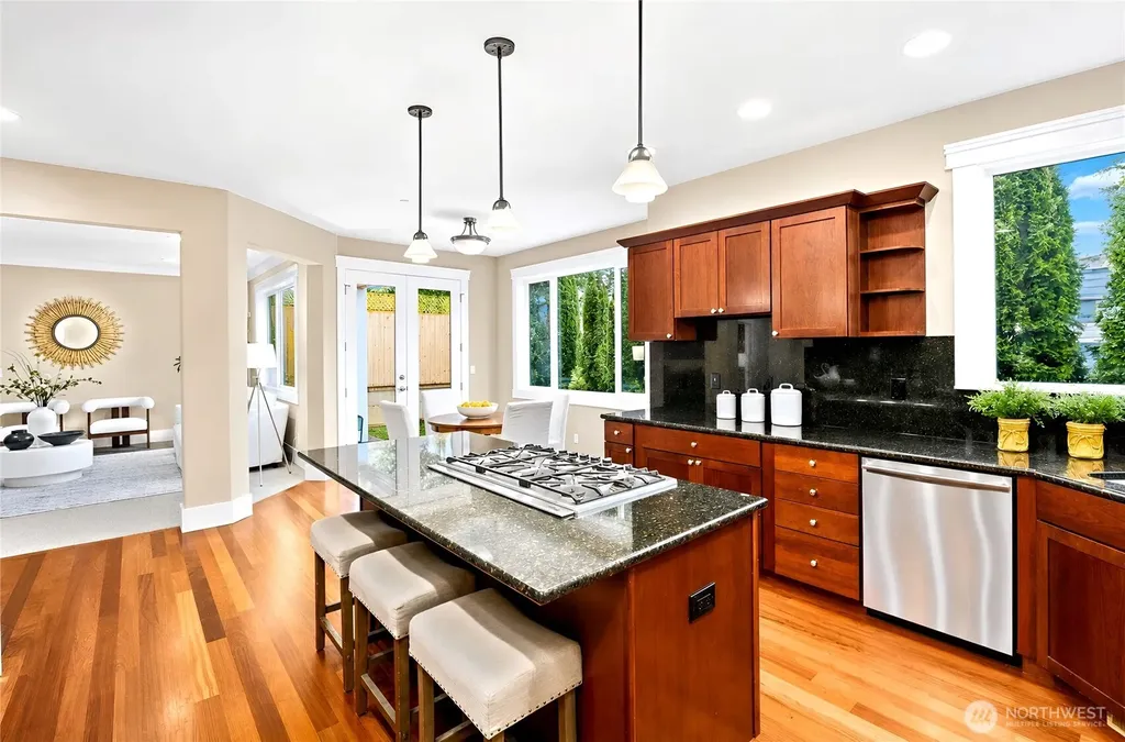 18638 92nd Avenue NE Bothell WA 98011