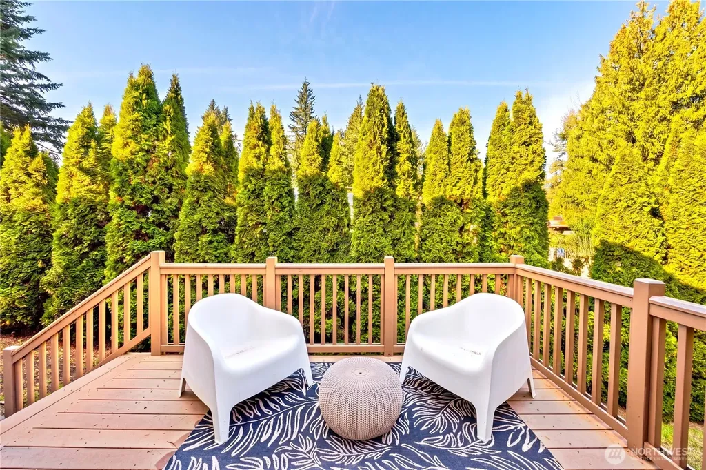 18638 92nd Avenue NE Bothell WA 98011