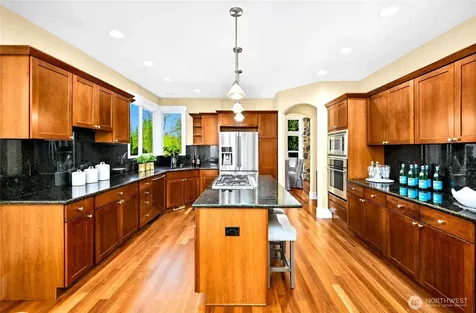 18638 92nd Avenue NE Bothell WA 98011