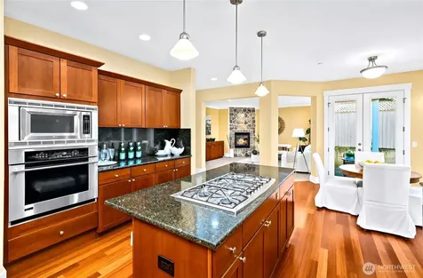 18638 92nd Avenue NE Bothell WA 98011