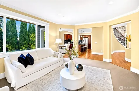 18638 92nd Avenue NE Bothell WA 98011