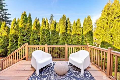 18638 92nd Avenue NE Bothell WA 98011