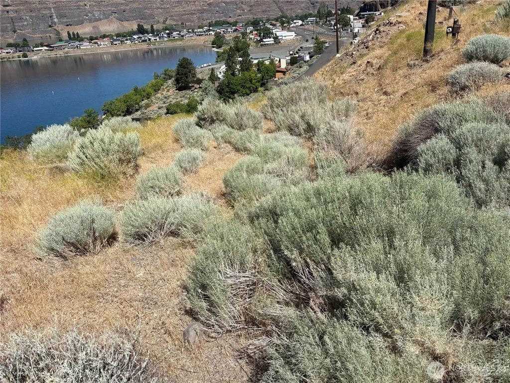 1422 SW Sunland Road Quincy WA 98848