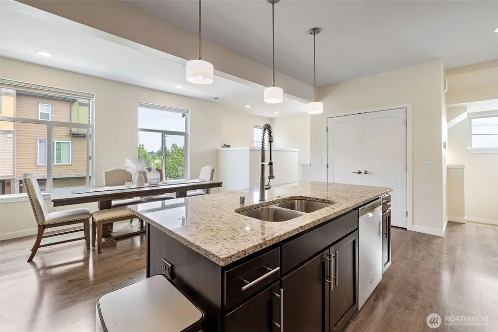 22924 79th Lane W Edmonds WA 98026