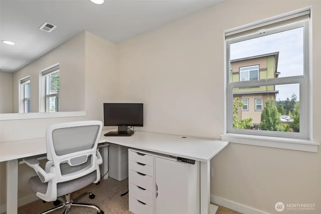 22924 79th Lane W Edmonds WA 98026