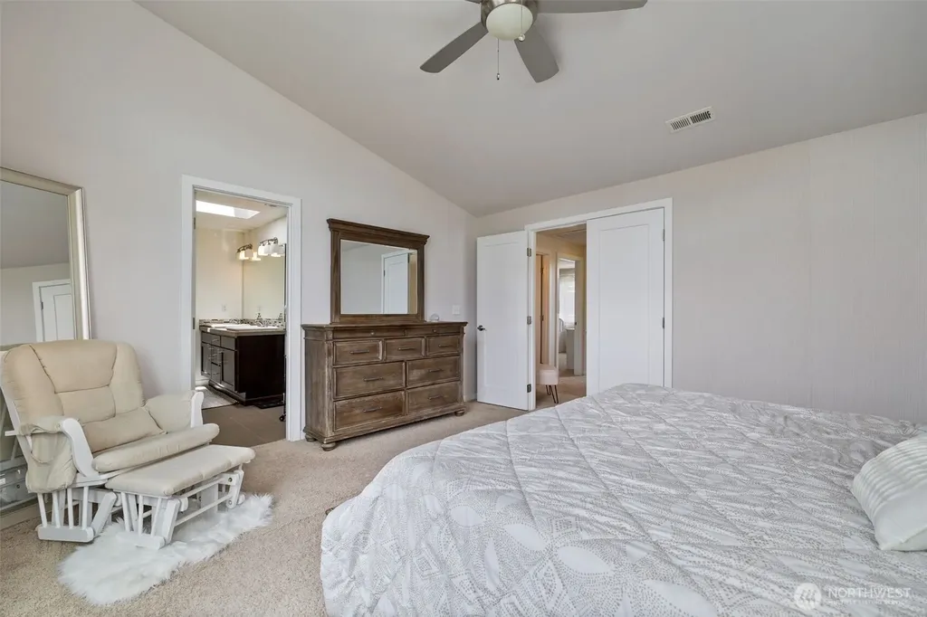 22924 79th Lane W Edmonds WA 98026