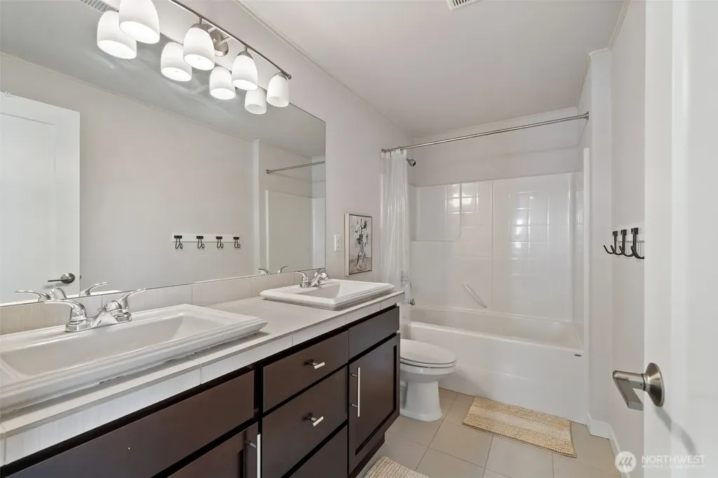 22924 79th Lane W Edmonds WA 98026