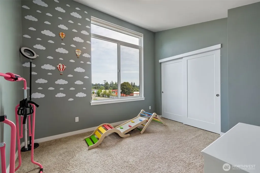 22924 79th Lane W Edmonds WA 98026