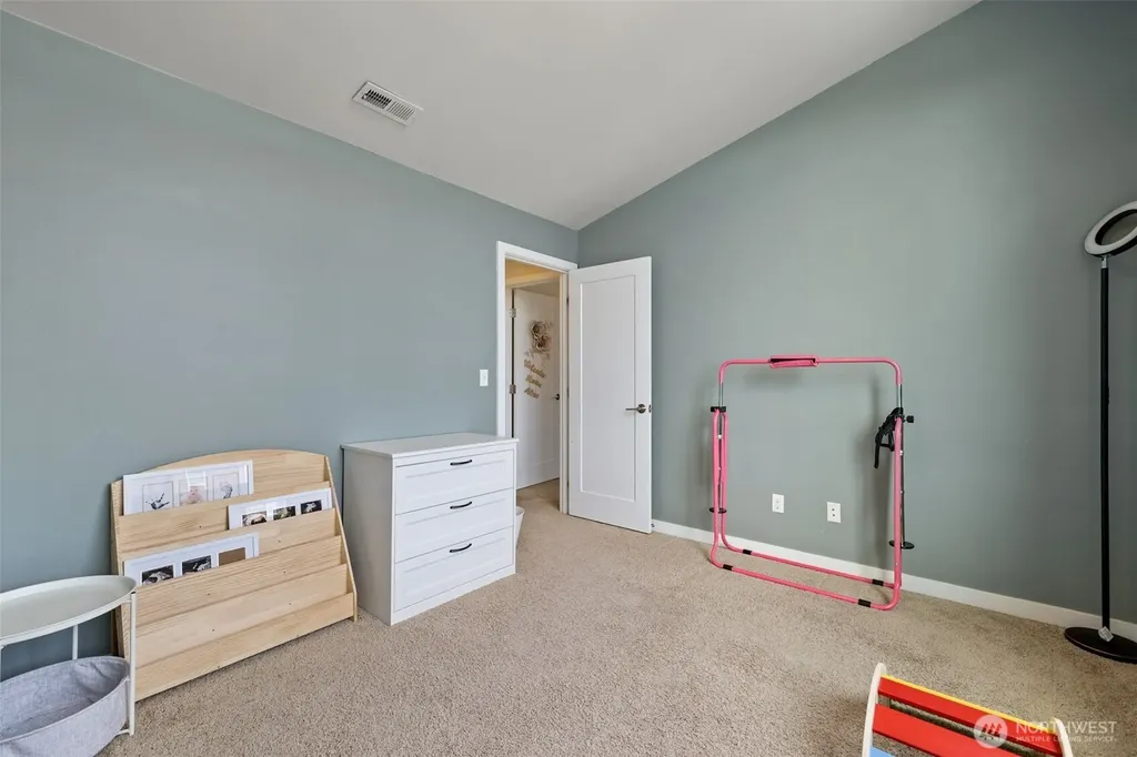 22924 79th Lane W Edmonds WA 98026
