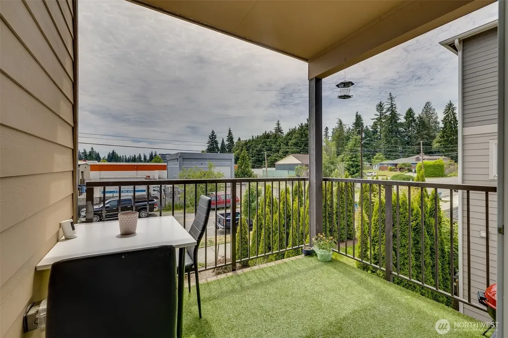 22924 79th Lane W Edmonds WA 98026