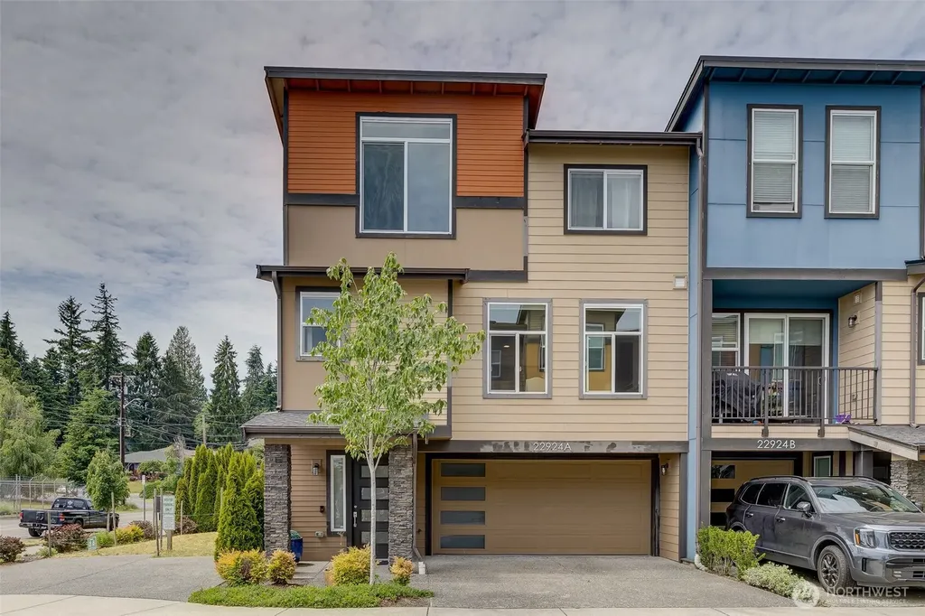 22924 79th Lane W Edmonds WA 98026