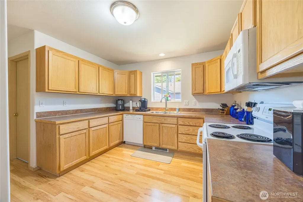 2367 E 7th Avenue Port Angeles WA 98362