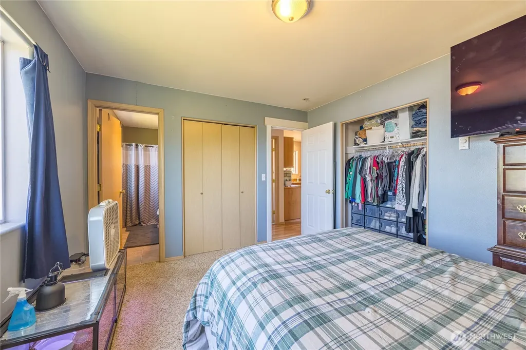 2367 E 7th Avenue Port Angeles WA 98362