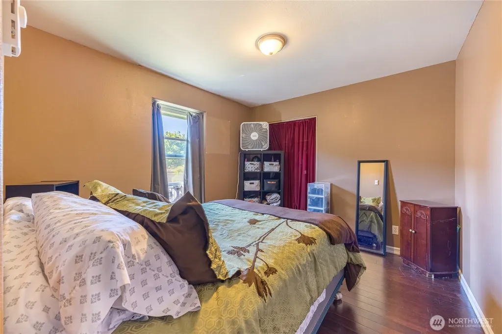 2367 E 7th Avenue Port Angeles WA 98362