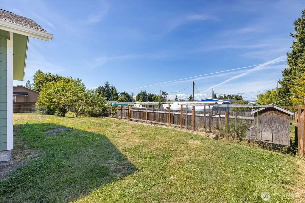 2367 E 7th Avenue Port Angeles WA 98362