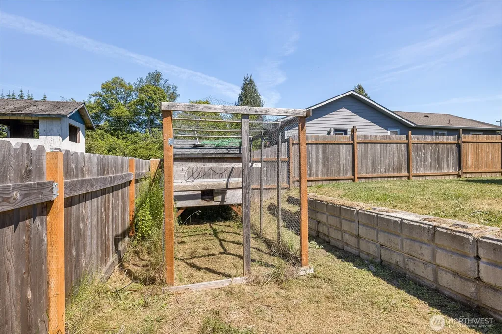 2367 E 7th Avenue Port Angeles WA 98362