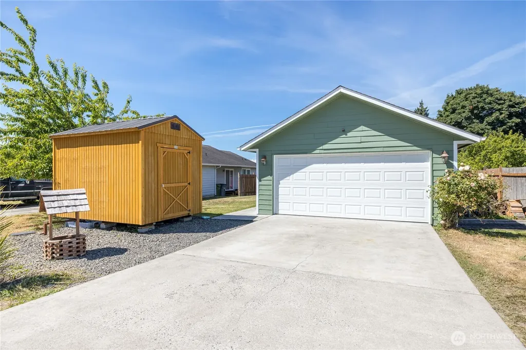 2367 E 7th Avenue Port Angeles WA 98362