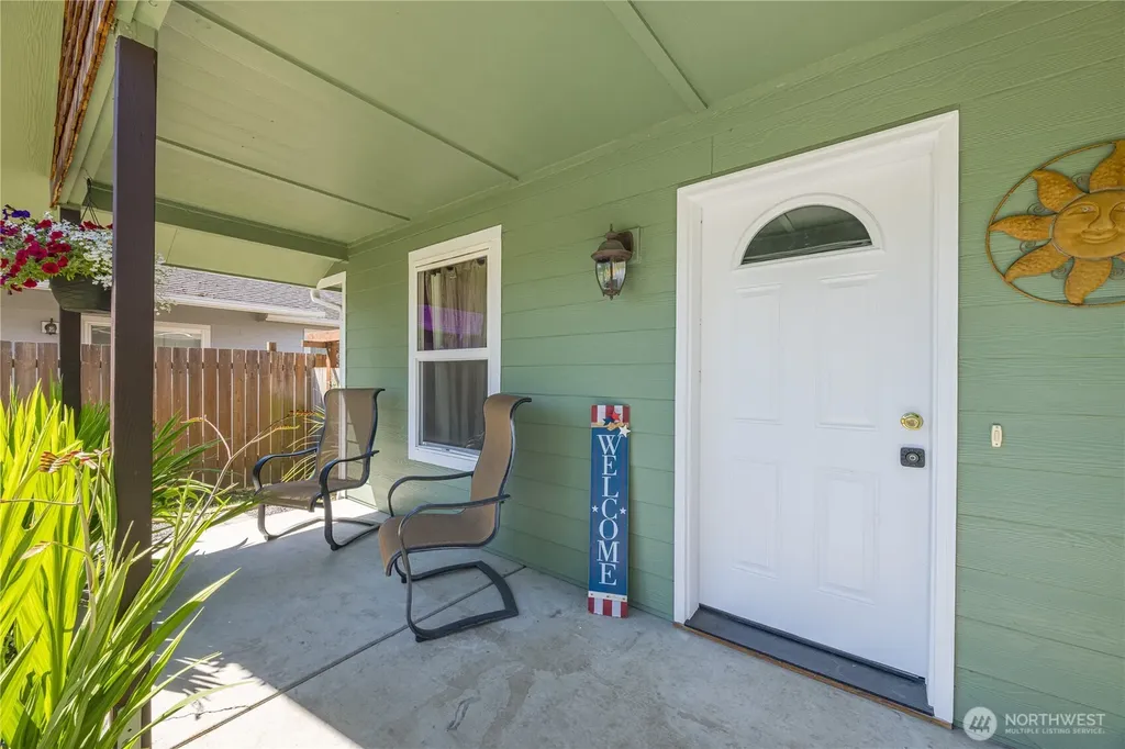 2367 E 7th Avenue Port Angeles WA 98362