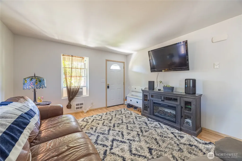 2367 E 7th Avenue Port Angeles WA 98362