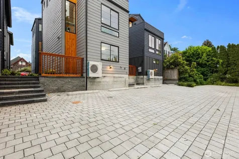 3938 Angeline Street Seattle WA 98118