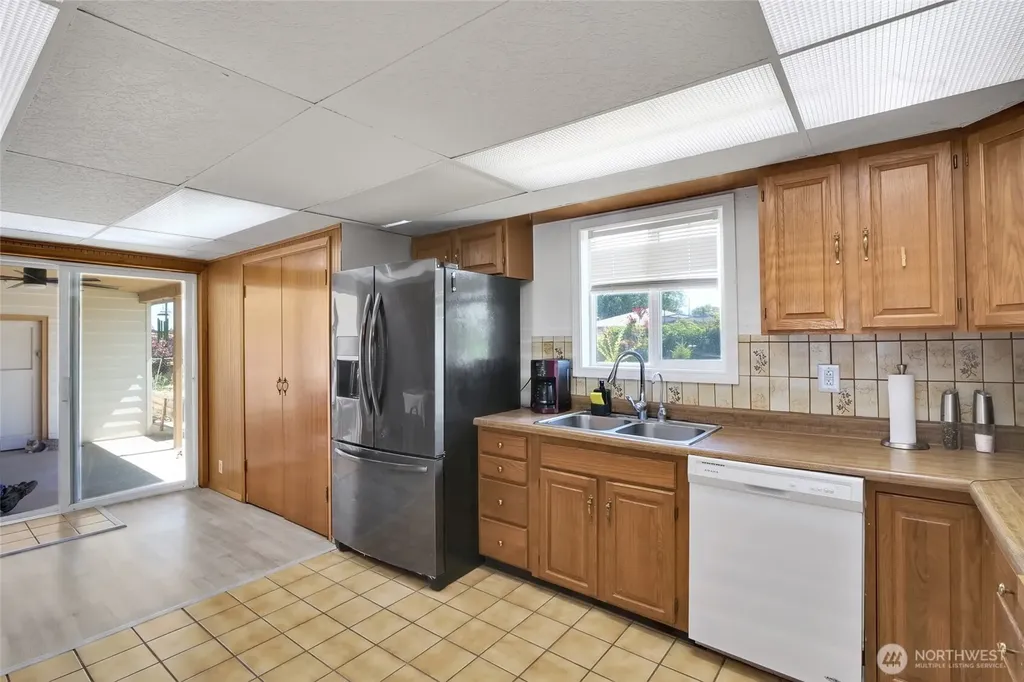 827 S Juniper Drive Moses Lake WA 98837