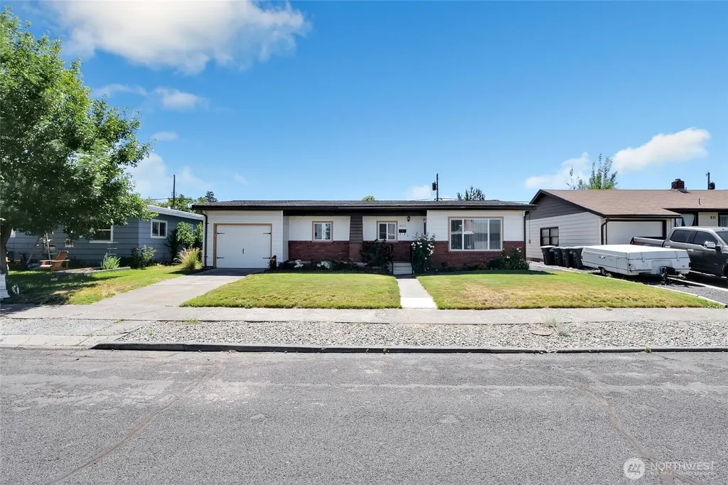 827 S Juniper Drive Moses Lake WA 98837
