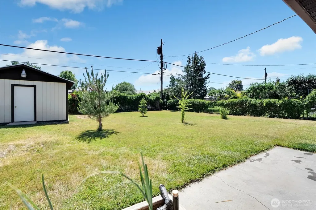 827 S Juniper Drive Moses Lake WA 98837