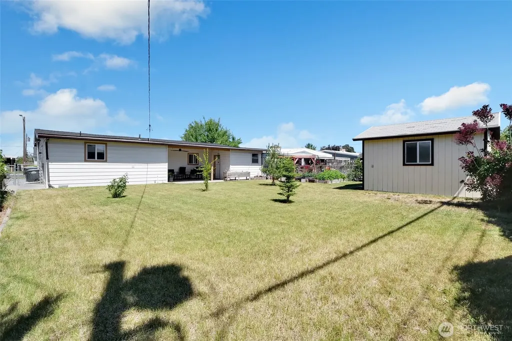 827 S Juniper Drive Moses Lake WA 98837