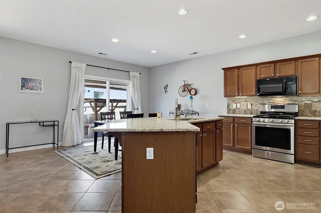 26249 241st Place SE Maple Valley WA 98038
