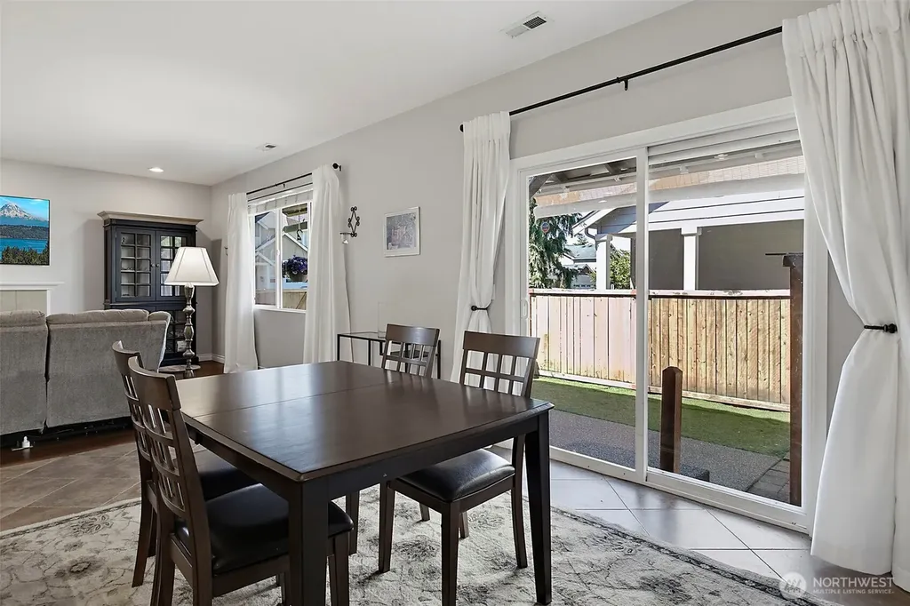 26249 241st Place SE Maple Valley WA 98038