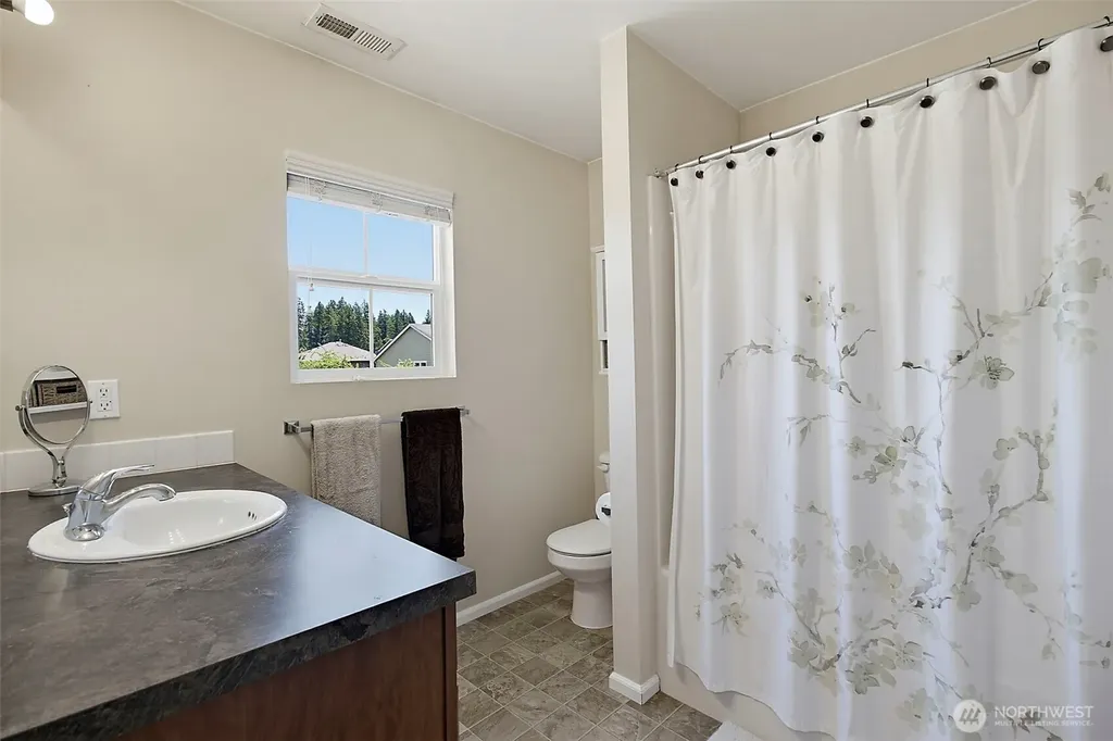 26249 241st Place SE Maple Valley WA 98038