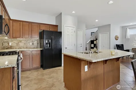 26249 241st Place SE Maple Valley WA 98038