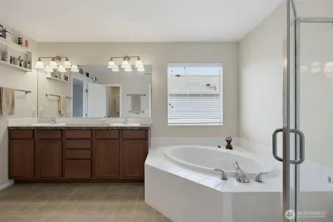 26249 241st Place SE Maple Valley WA 98038
