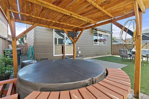 26249 241st Place SE Maple Valley WA 98038