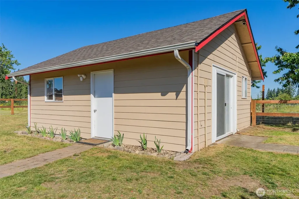 9505 Bridge Road SE Yelm WA 98597