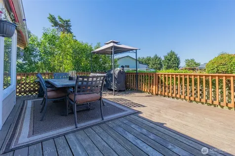 9505 Bridge Road SE Yelm WA 98597