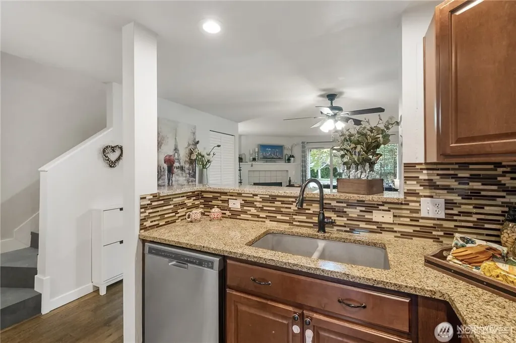 23315 54th Avenue S Kent WA 98032