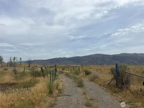 152 Green Acres Road Riverside WA 98841