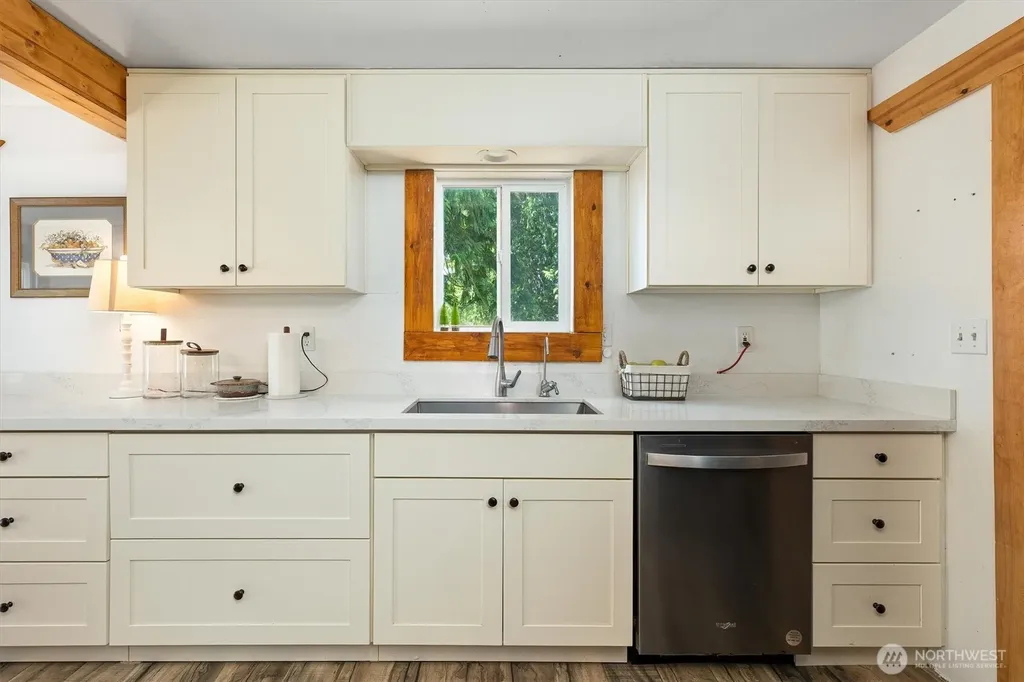 22122 SE 51st Place Issaquah WA 98029