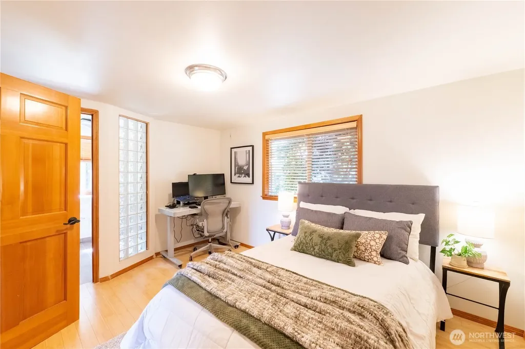 1109 S Davies Road Lake Stevens WA 98258