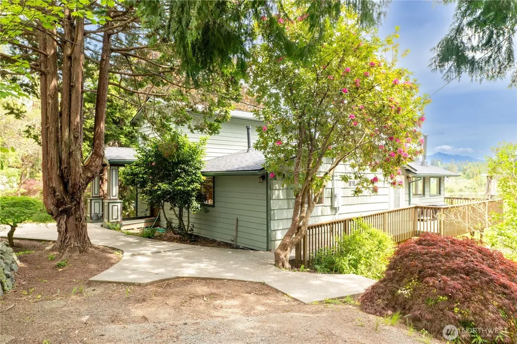 1109 S Davies Road Lake Stevens WA 98258