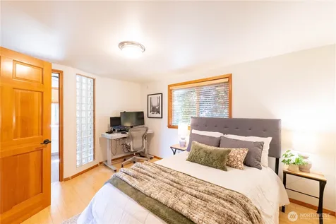 1109 S Davies Road Lake Stevens WA 98258