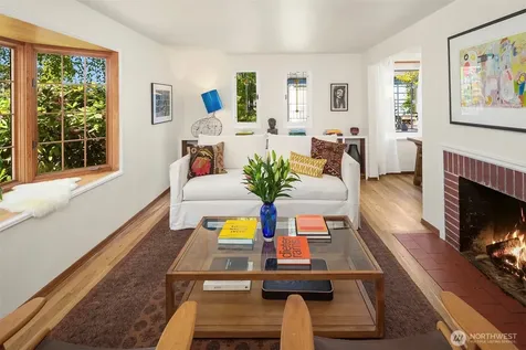 5106 47th Avenue NE Seattle WA 98105