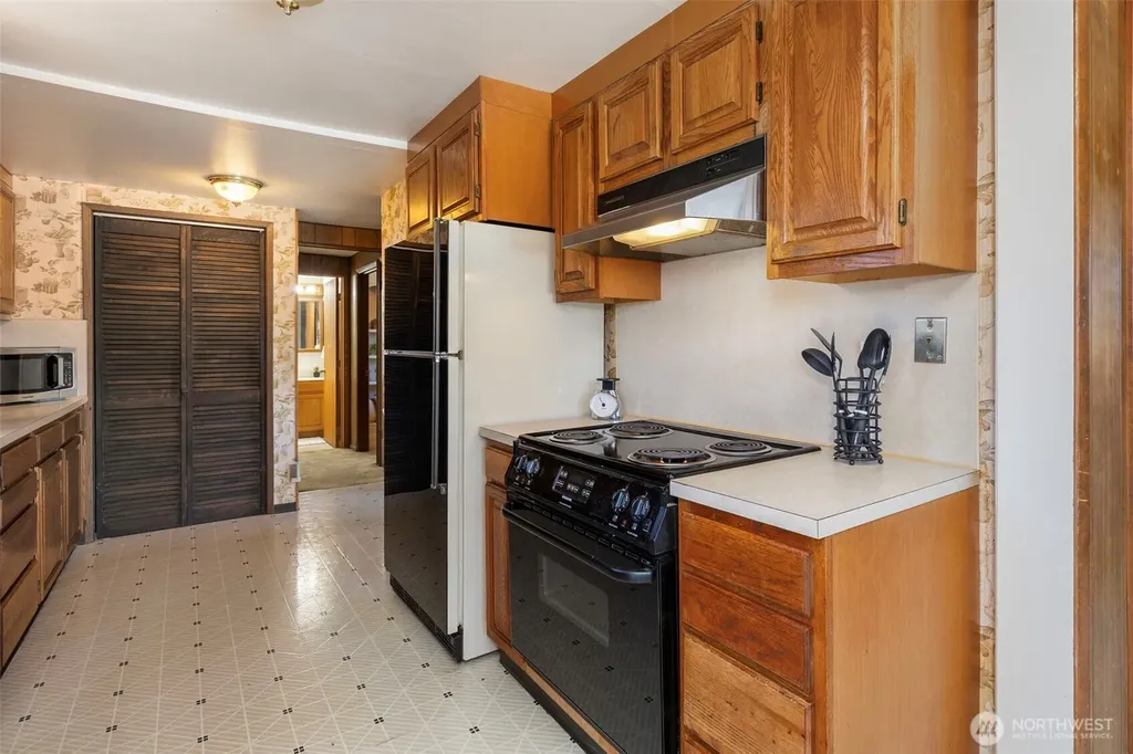3105 13th Street Bremerton WA 98312