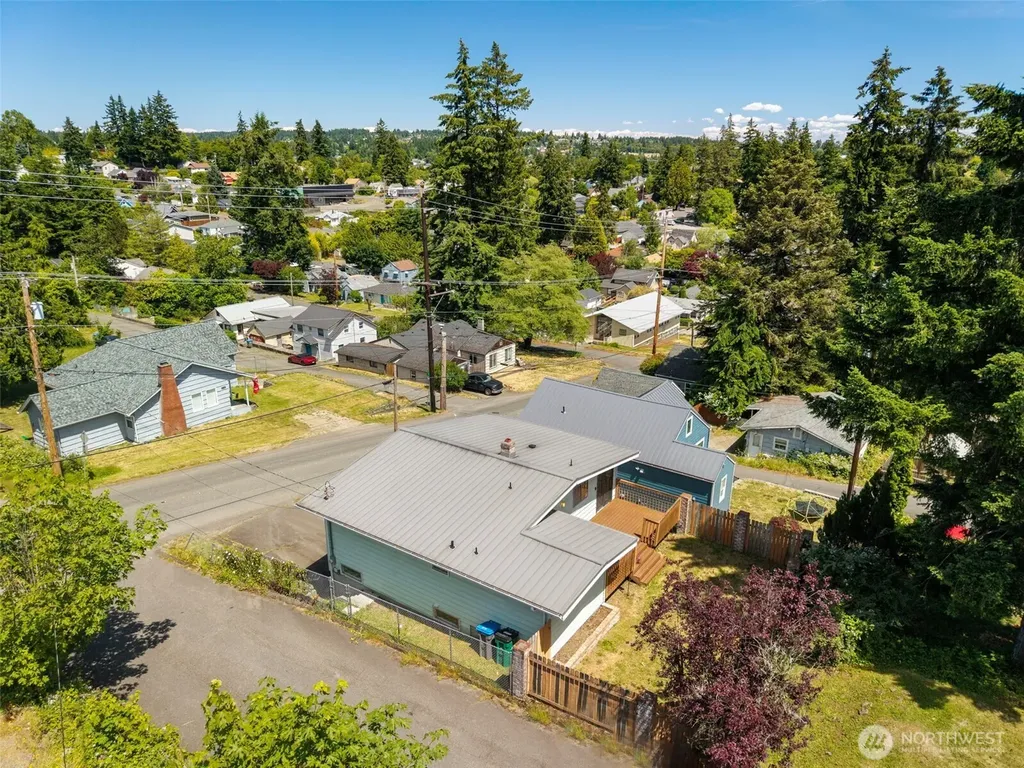 3105 13th Street Bremerton WA 98312