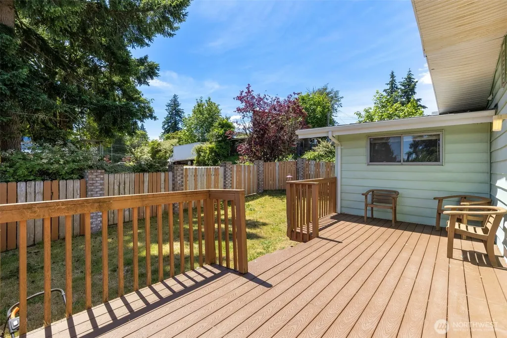 3105 13th Street Bremerton WA 98312