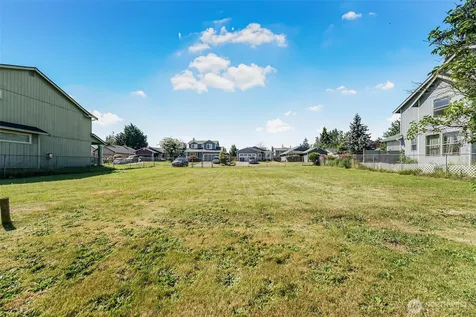 1722 E 65th Street Tacoma WA 98404